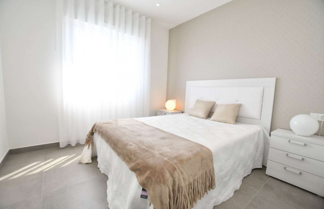 En construcción - Apartamento - San Miguel de Salinas