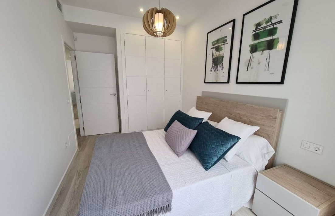 En construcción - Casa Adosada - Avileses