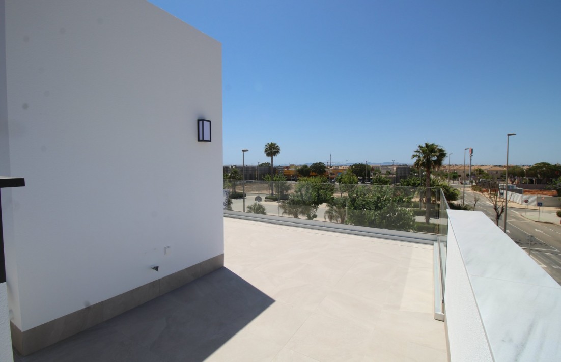 En construcción - Villa  - Pilar de la Horadada