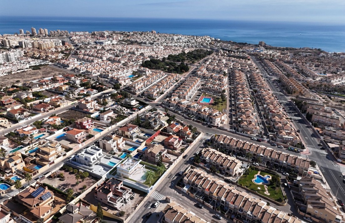 En construcción - Villa  - Rojales