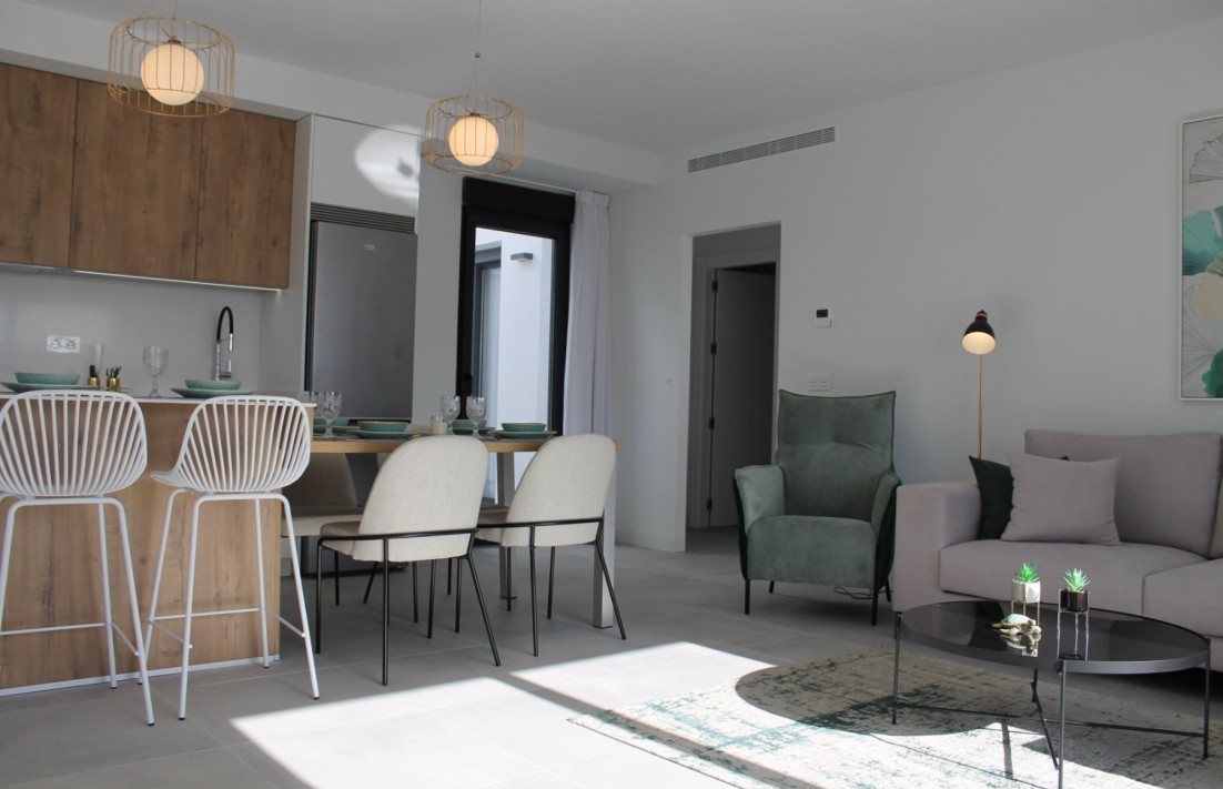 En construcción - Villa  - Torre - Pacheco - Roldán