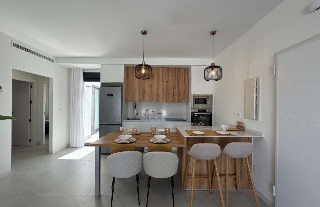 En construction - Maison Mitoyenne - Torre - Pacheco - Roldán