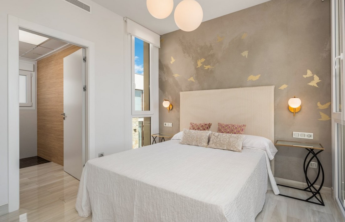 Key Ready - Villa - Los Montesinos