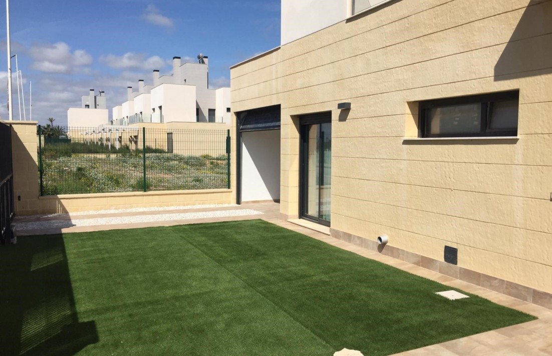 Nueva construcción  - Villa  - Los Alcázares
