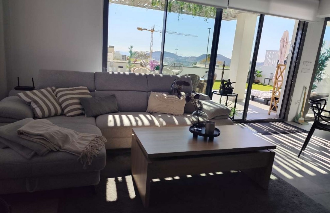 Resale - Apartment - Finestrat