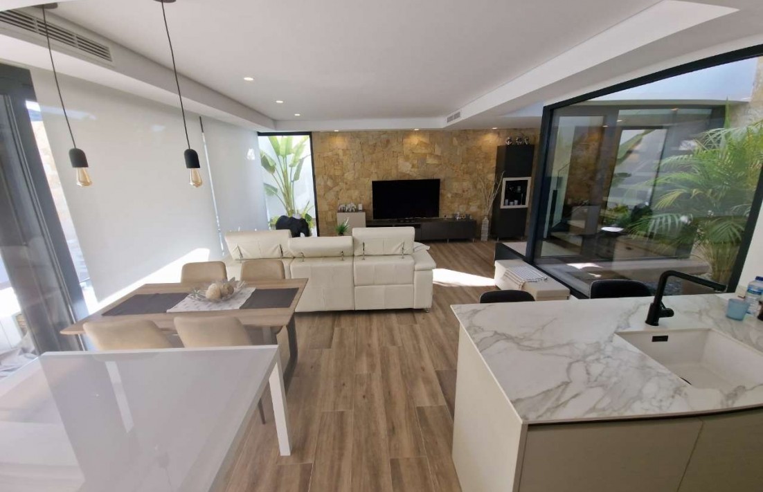 Resale - Villa - Monforte del Cid - Font del Llop