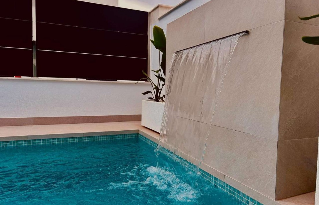 W budownictwie - Bliźniak - Benijófar - 