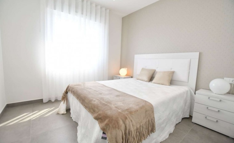 En construcción - Apartamento - San Miguel de Salinas