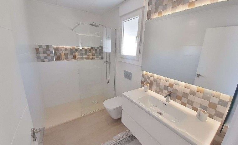 In Construction - Terraced House - Avileses